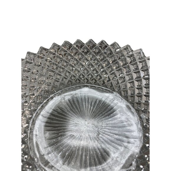 Vintage Diamond-Cut Clear Glass Bowl Decorative Serving Piece Elegant Classic De - Picture 5 of 5